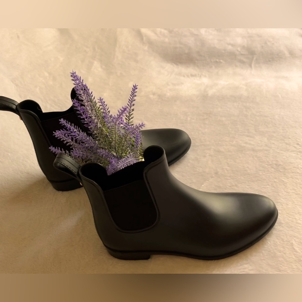 Like new | SAM ELDELMAN - Waterproof Rain Boot - size: US 7M (will fit s…